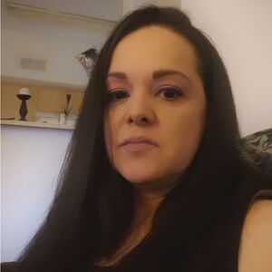 Meet your Posher, Pamela